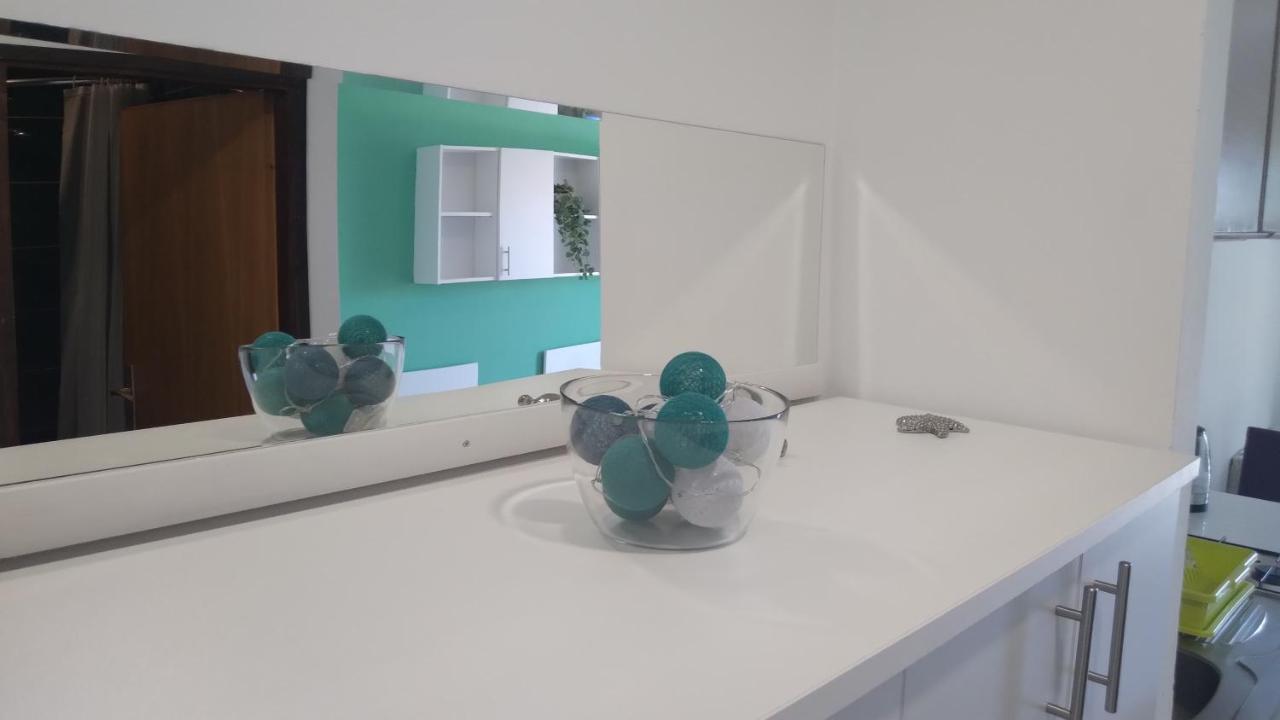 Apartmani "Lorenzo" Novalja Bagian luar foto